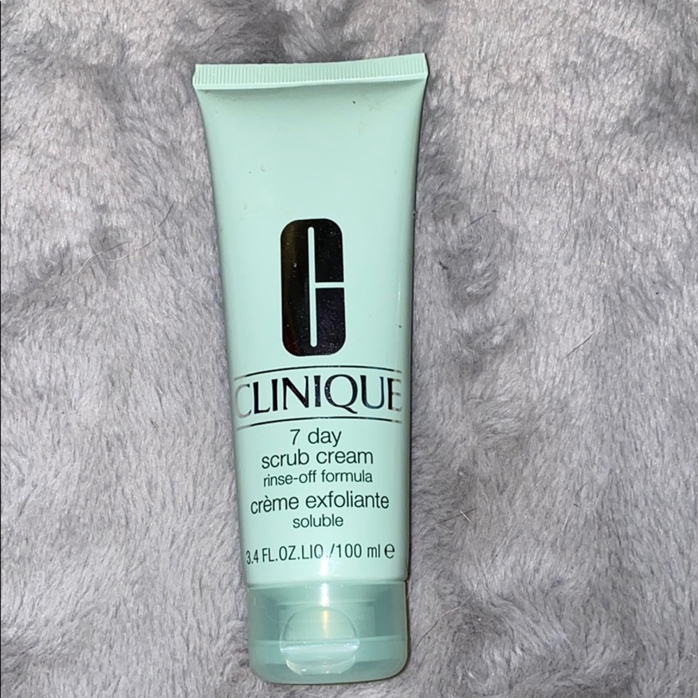 Clinique 7 day scrub cream NWT
